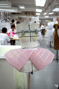 Ateliers couture Christian Dior, Petites mains