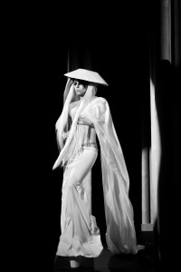 Lady Gaga chez Thierry Mugler