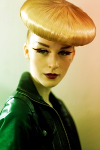 Edythe Hughes pour Manish Arora